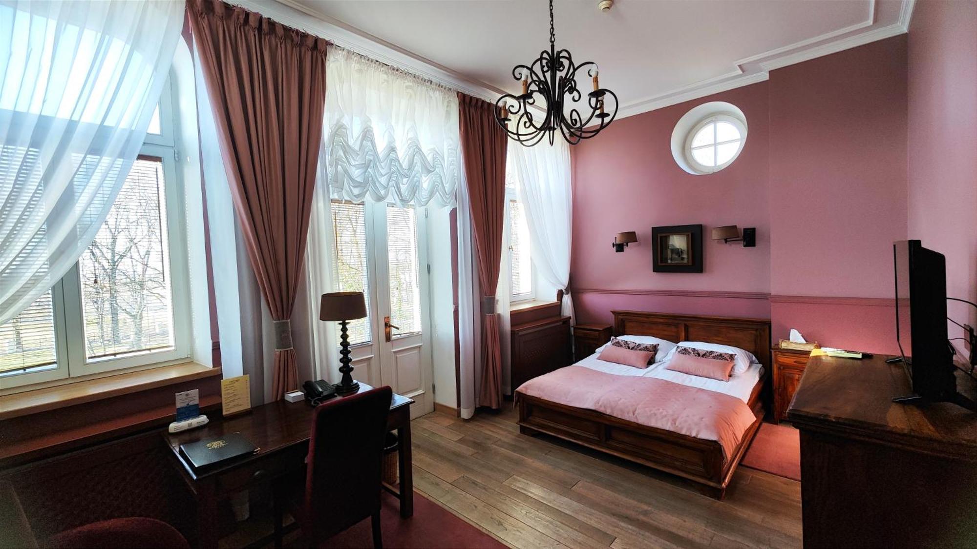 Hotel Dwor Na Wolicy Dębica Zimmer foto